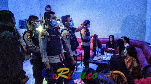 Raimas Ditsamapta Polda Riau Periksa Satu Per Satu Pekerja Hiburan Malam Pekanbaru