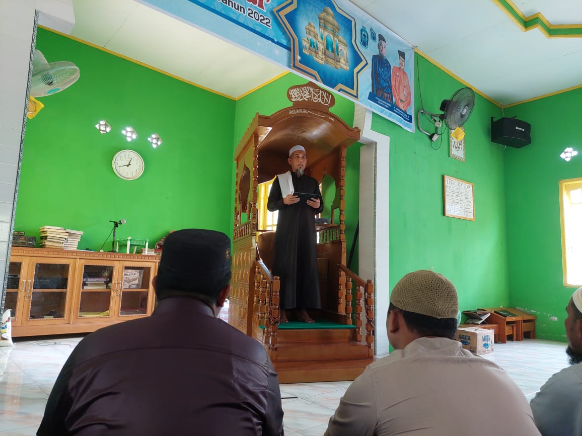 Safari Jum'at dan Ashar Di Kecamatan Medang Kampai, Ini Pesan Wali Kota Dalam Khutbah Jum'atnya