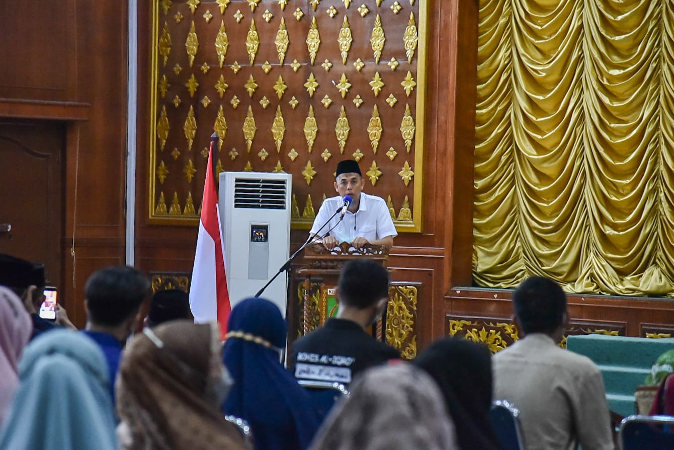 Hadiri Seminar Zakat, Walikota Ajak Masyarakat Ikut Berkontribusi Dalam Kemajuan Umat