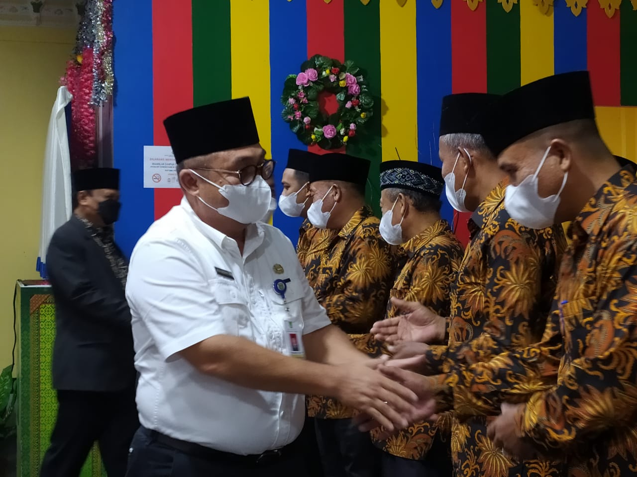 Hadiri Pengukuhan PGSM KD, Asisten III: Wujudkan Guru Madrasah Yang Berkualitas 