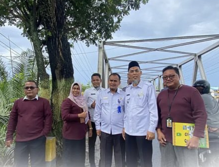   Alhamdulillah, Semua Perusahaan Di Kecamatan Sungai Sembilan Sepakat Bantu Perbaikan Jalan Purnama-Lubuk Gaung
