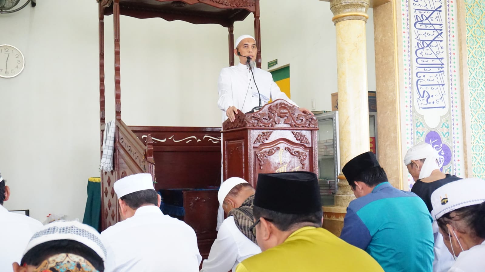 Safari Jum'at Di Masjid Al-Arafah, Wali Kota: Ingatkan Anak Selalu Sholat Lima Waktu