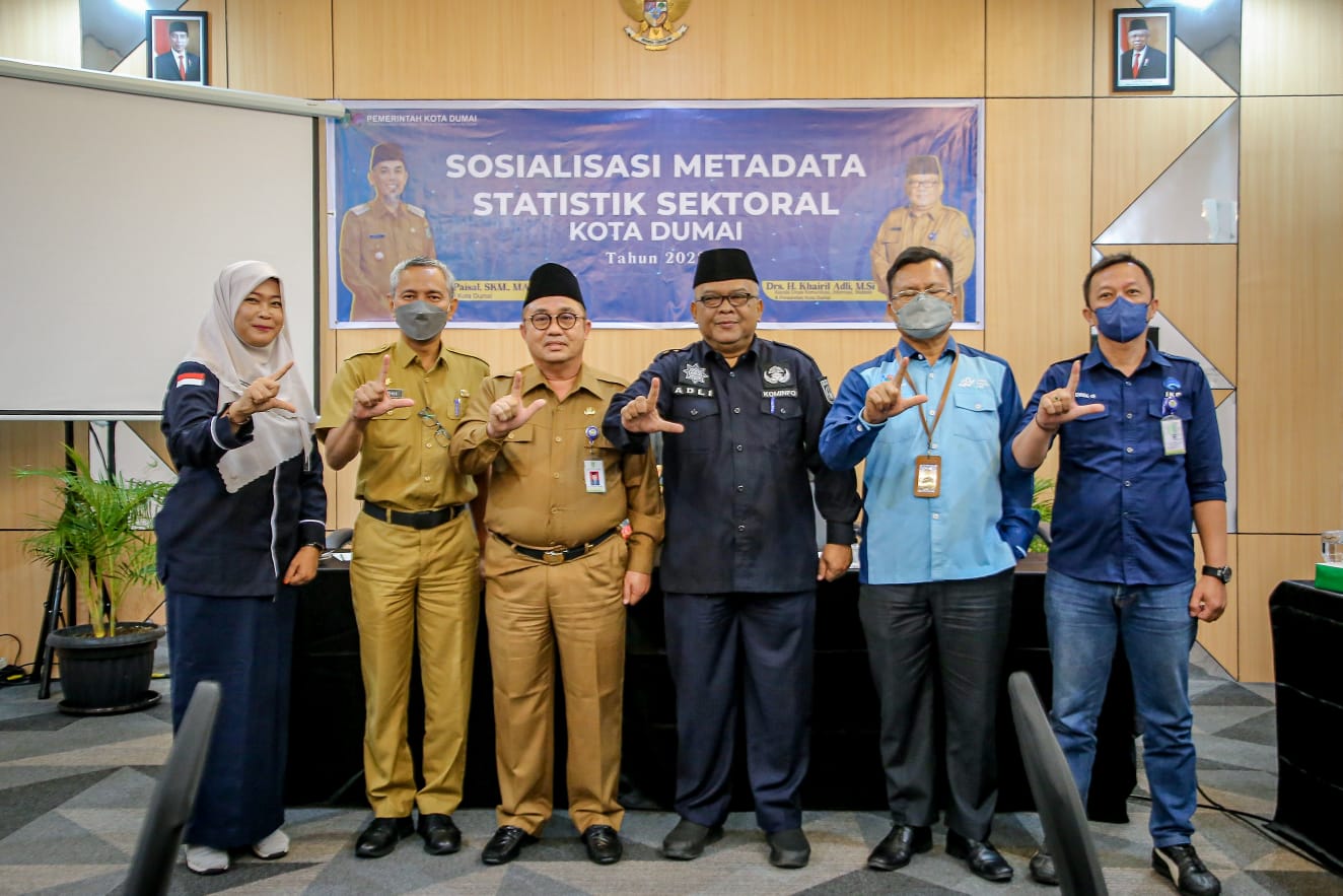 Hadiri Sosialisasi Metadata Statistik, Asisten III Ajak Semua OPD Bangun Sinergi Bersama Diskominfotiksan