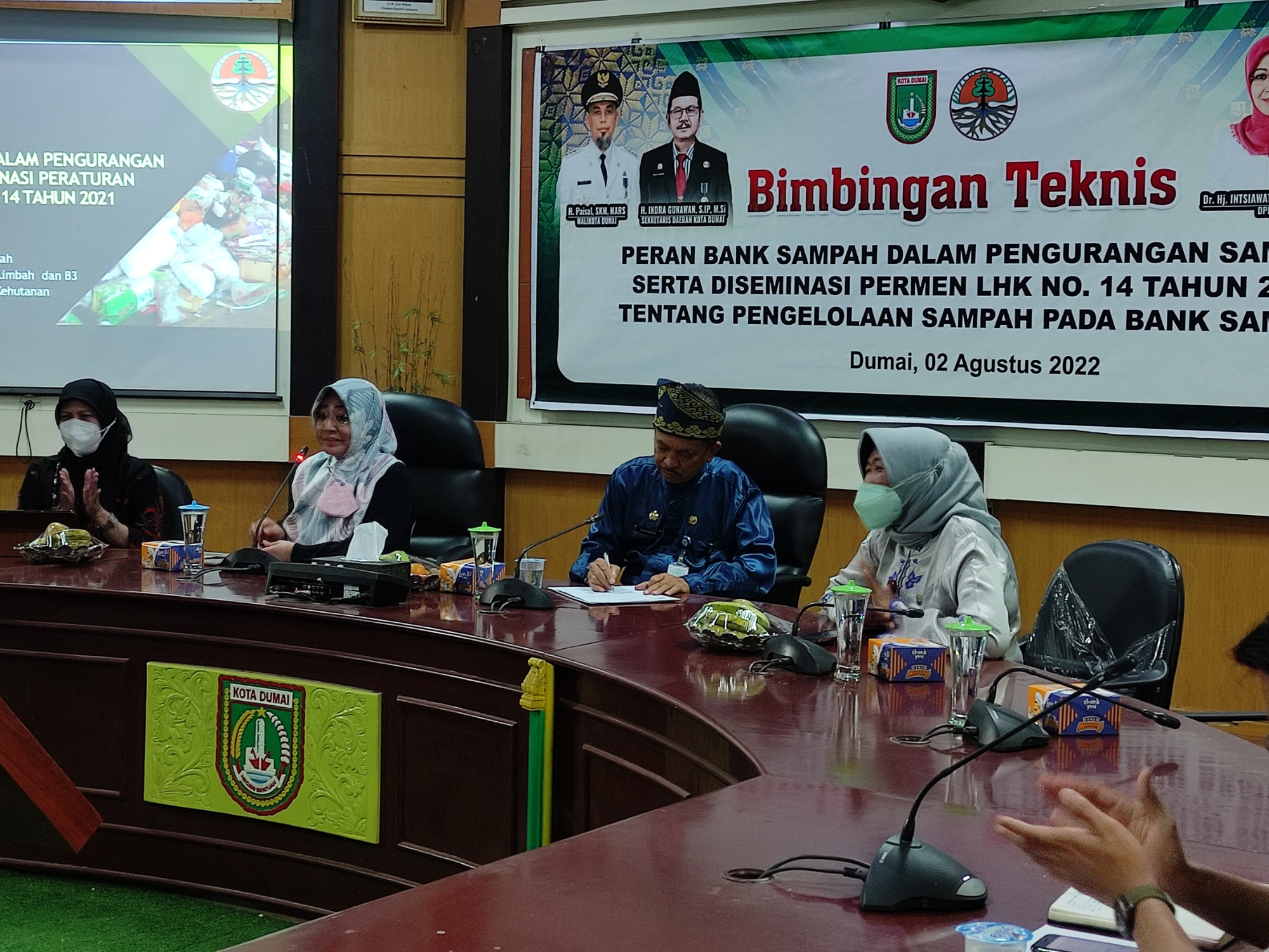 Dengan Adanya Bank Sampah, Asisten II Berharap Lingkungan Sekitar Dapat Terjaga