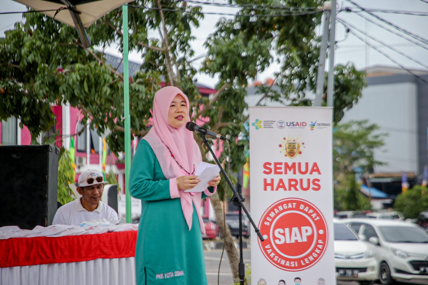 Wujudkan Lansia Sehat dan Produktif, Dinkes Bersama TP PKK Kota Dumai Gelar Senam Bersama dan Vaksinasi Lansia 