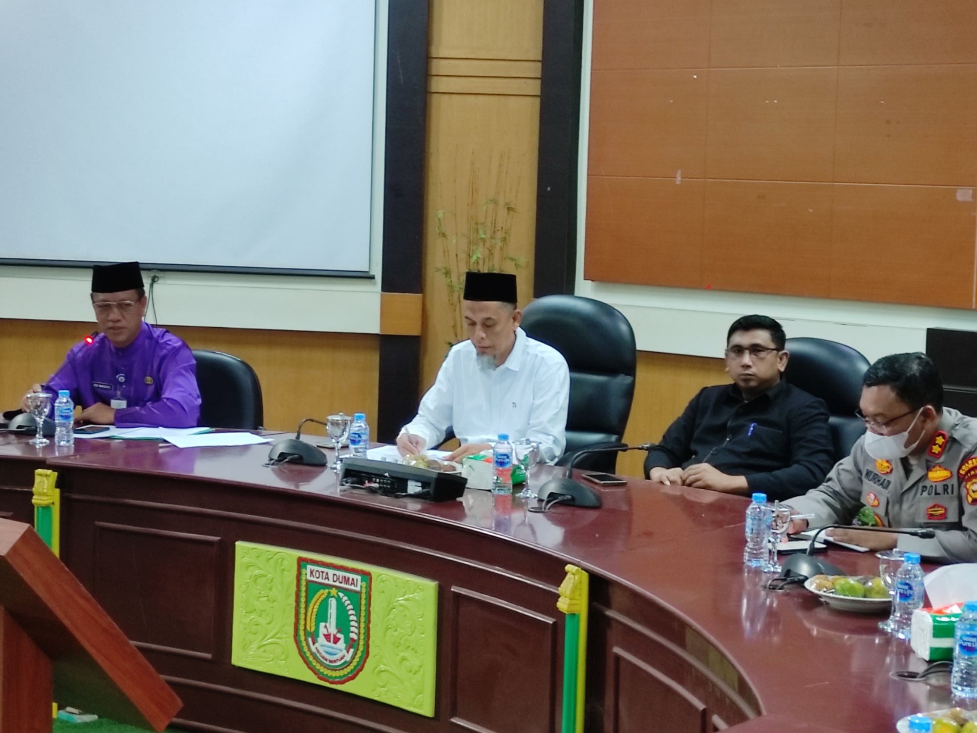 Selesaikan Permasalahan Batas Kepemilikan Tanah, Walikota Dumai Ajak Pihak Perusahaan dan Masyarakat Untuk Diskusi