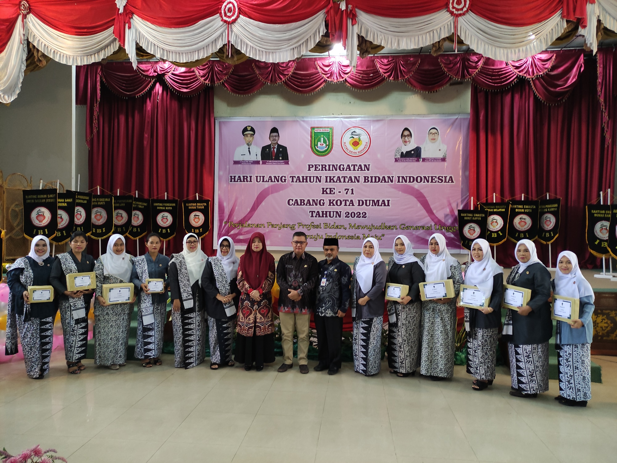 Pada HUT IBI Ke 71, Asisten I Berpesan Agar Bidan Untuk Tetap Solid Memberikan Pelayanan Kepada Masyarakat