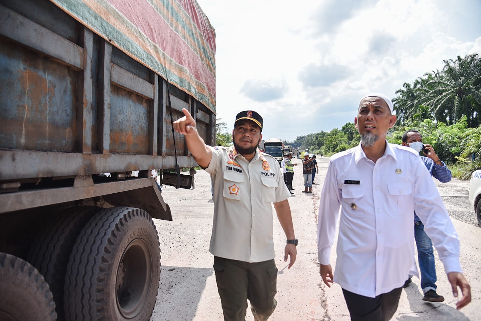 Berhamburan di Jalan Raya, Wali Kota Dumai Sidak 3 Perusahaan Pengepul Cangkang Sawit