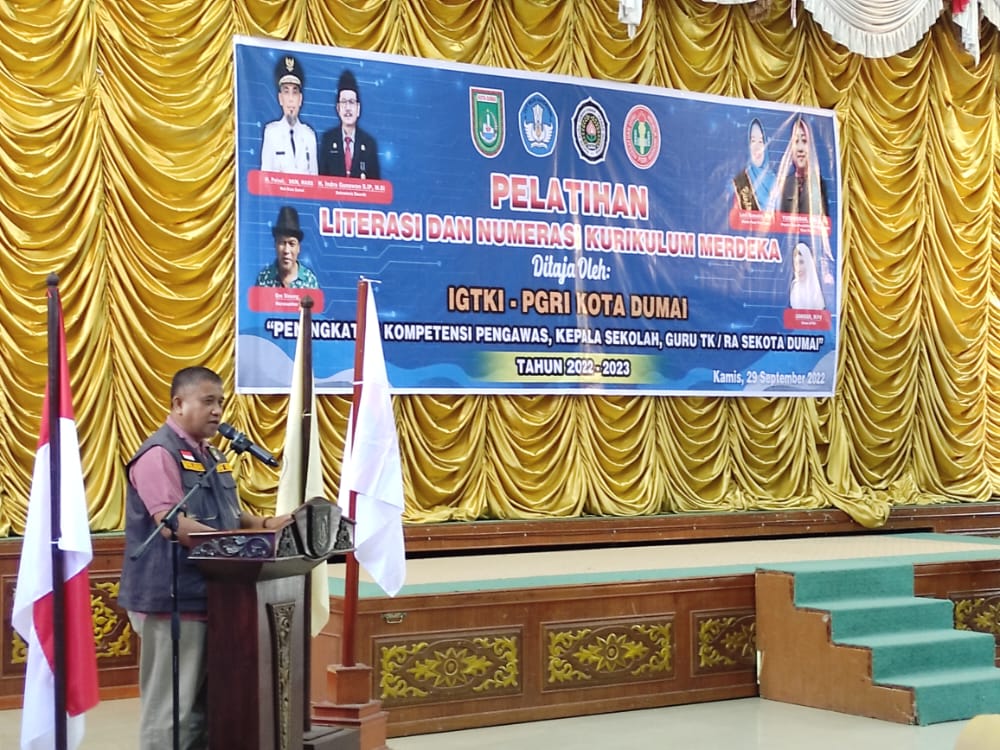 Buka Pelatihan Literasi dan Numerasi Kurikulum Merdeka, Staf Ahli Berharap Para Guru Dapat Mengajar Dengan Cara Yang Menarik