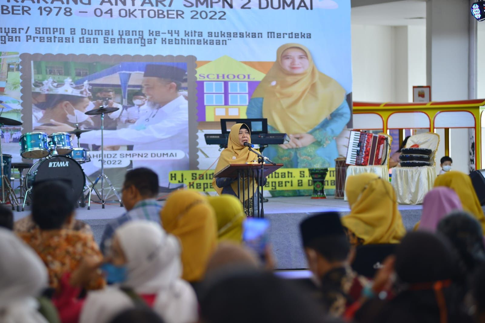 HUT SMP Negeri 2 Dumai Berlangsung Meriah, Asisten II: Terus Berprestasi Sampai Tingkat Dunia