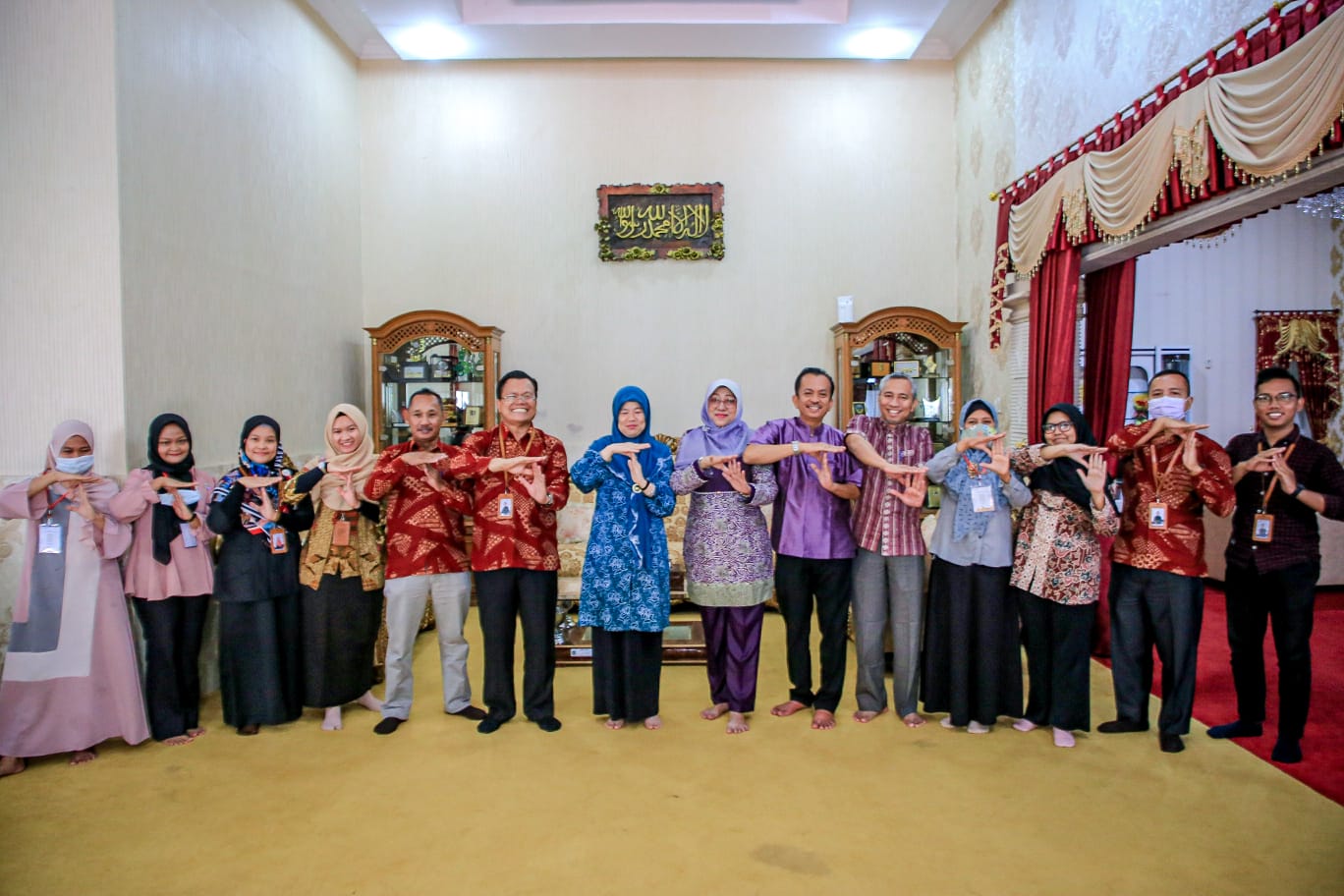 Istri Wali Kota Dumai Sambut Pendataan Awal Regsosek Perdana Di Kediaman