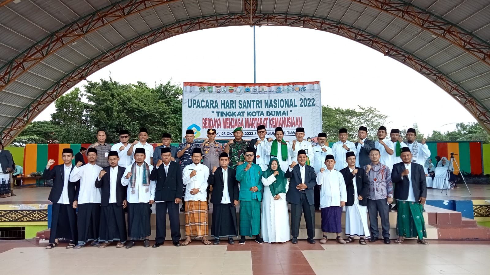 Pimpin Upacara Peringatan HSN di Kota Dumai, Sekda Ajak Umat Doakan Para Ulama, Kyai Dan Santri yang Syahid Di Medan Perang