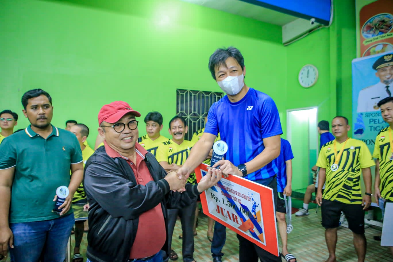 Berlangsung Sengit, 15 Club Bulu Tangkis Rebutkan Piala Wali Kota, Asisten III: Ini Sungguh Luar Biasa! 