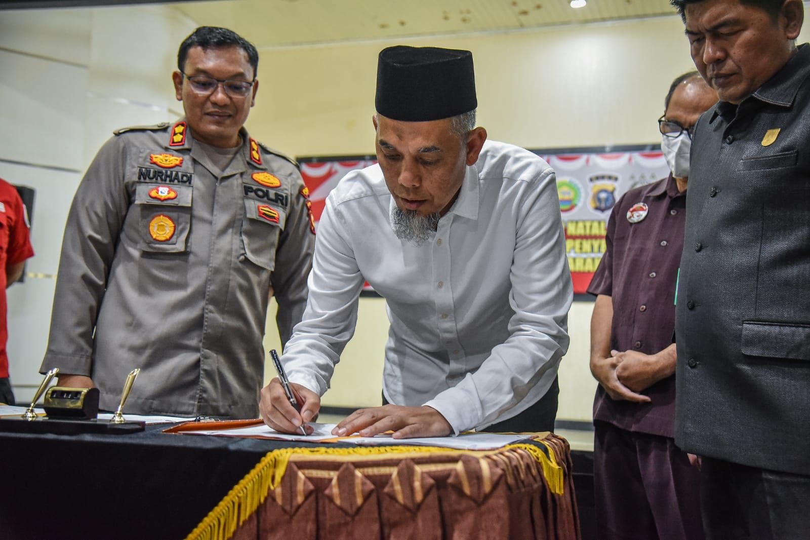 Jelang Nataru Tahun 2023, Wali Kota Dumai Hadiri Rakor Dan Teken Berita Acara Bersama Kapolres