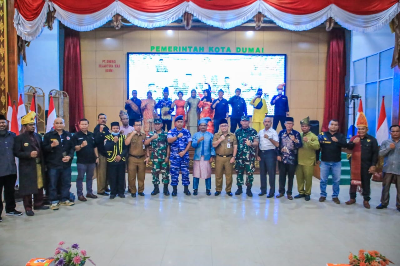 Kukuhkan Pengurus GERAM 17 Suku Kota Dumai, Asisten III: Berikan Kontribusi Positif Untuk Pembangunan Dumai