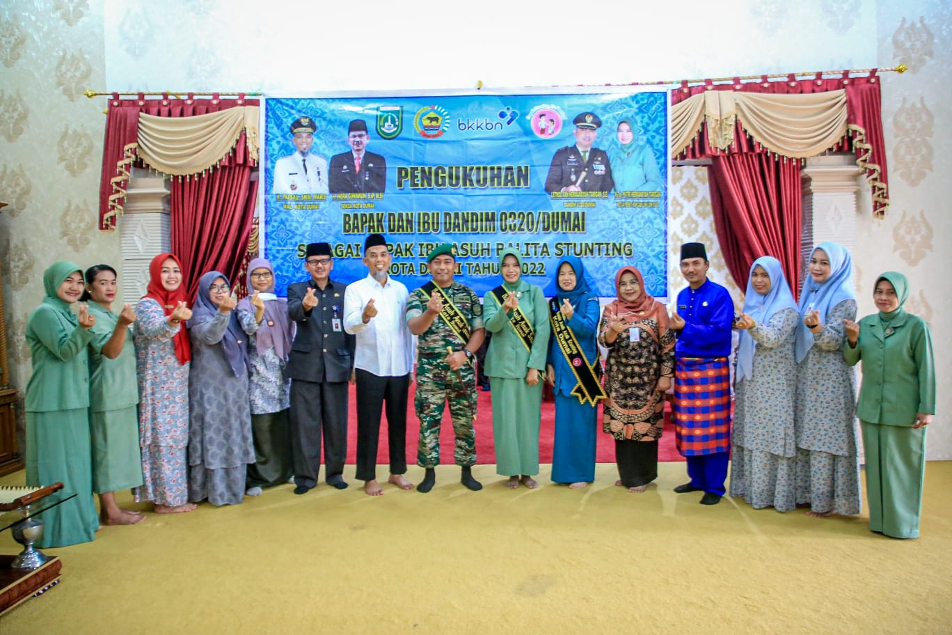 Kukuhkan Bapak Dan Ibu Asuh Anak Stunting, Wali Kota: Kurangi Angka Kekurangan Gizi Pada Anak Di Kota Dumai