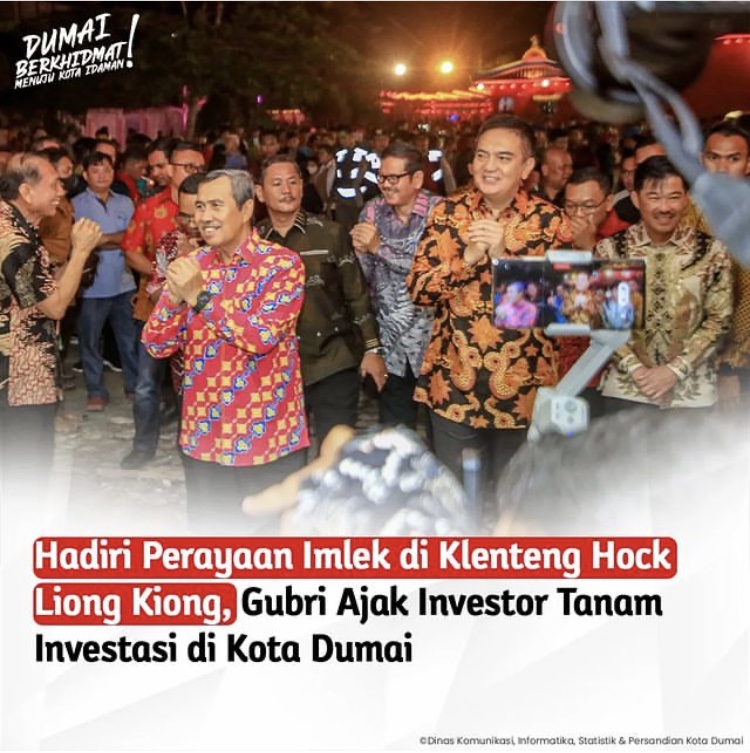 Hadiri Perayaan Imlek di Klenteng Hock Liong Kiong, Gubri Ajak Investor Tanam Investasi di Kota Dumai