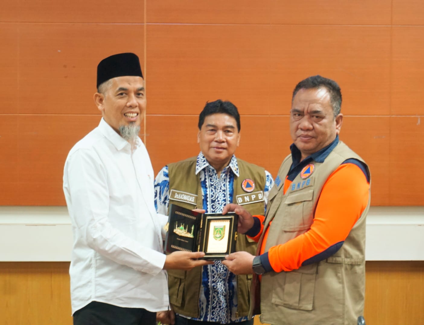 Tanggulangi Banjir Di Dumai, Wali Kota Butuh Dukungan Anggota DPR RI Dan Deputi BNPB