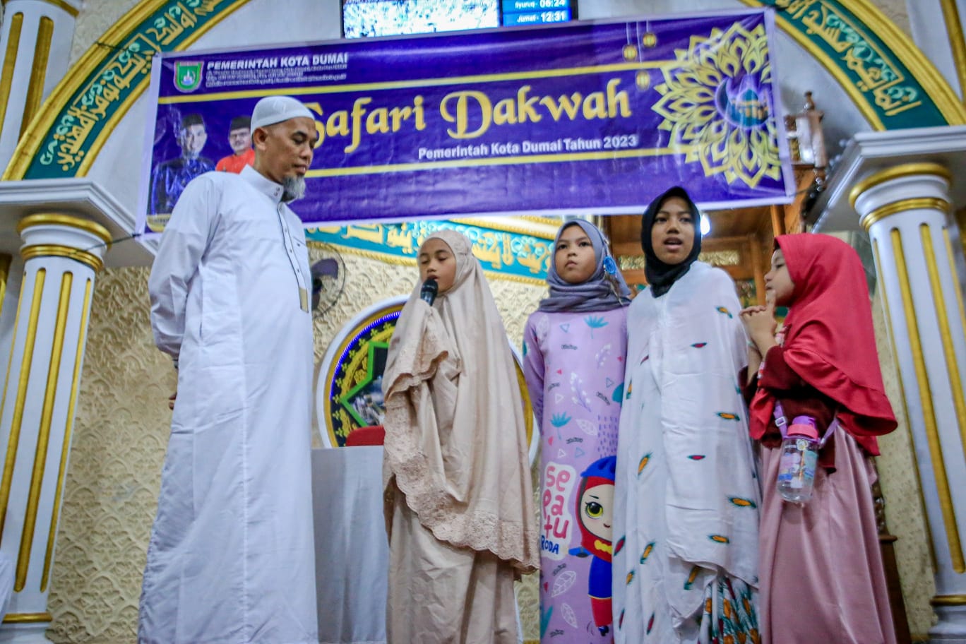 Safari Dakwah Di Kelurahan Sukajadi, Wali Kota Dumai Jalin Silaturahmi Bersama Jemaah Masjid Bustanul Abidin