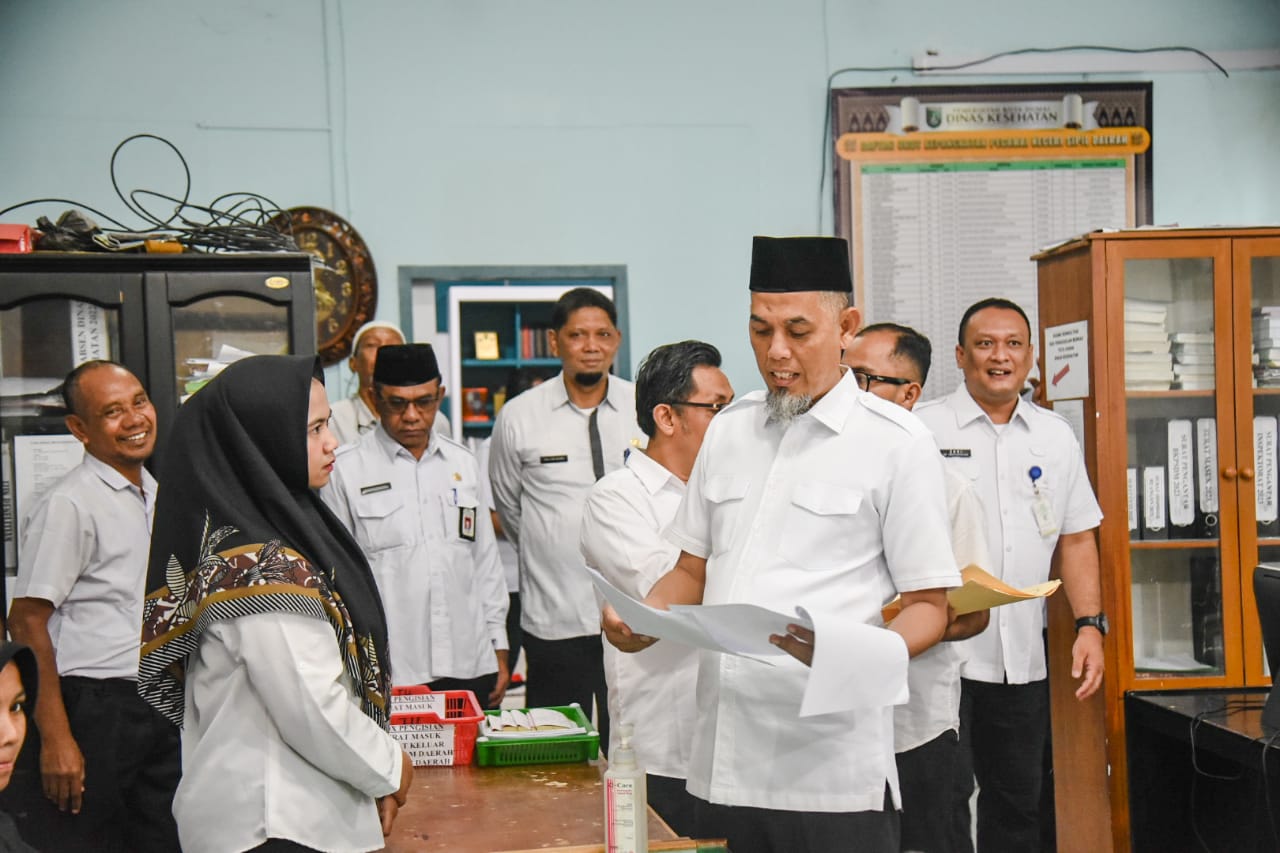 Upaya Pembinaan Kedisiplinan ASN dan TKPK, Wali Kota Dumai Kembali Lakukan Sidak ke OPD
