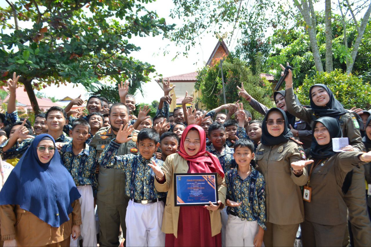 Prajawati Satpol PP Dumai Luncurkan Aksi Positif di SMPN 21 Bagan Keladi