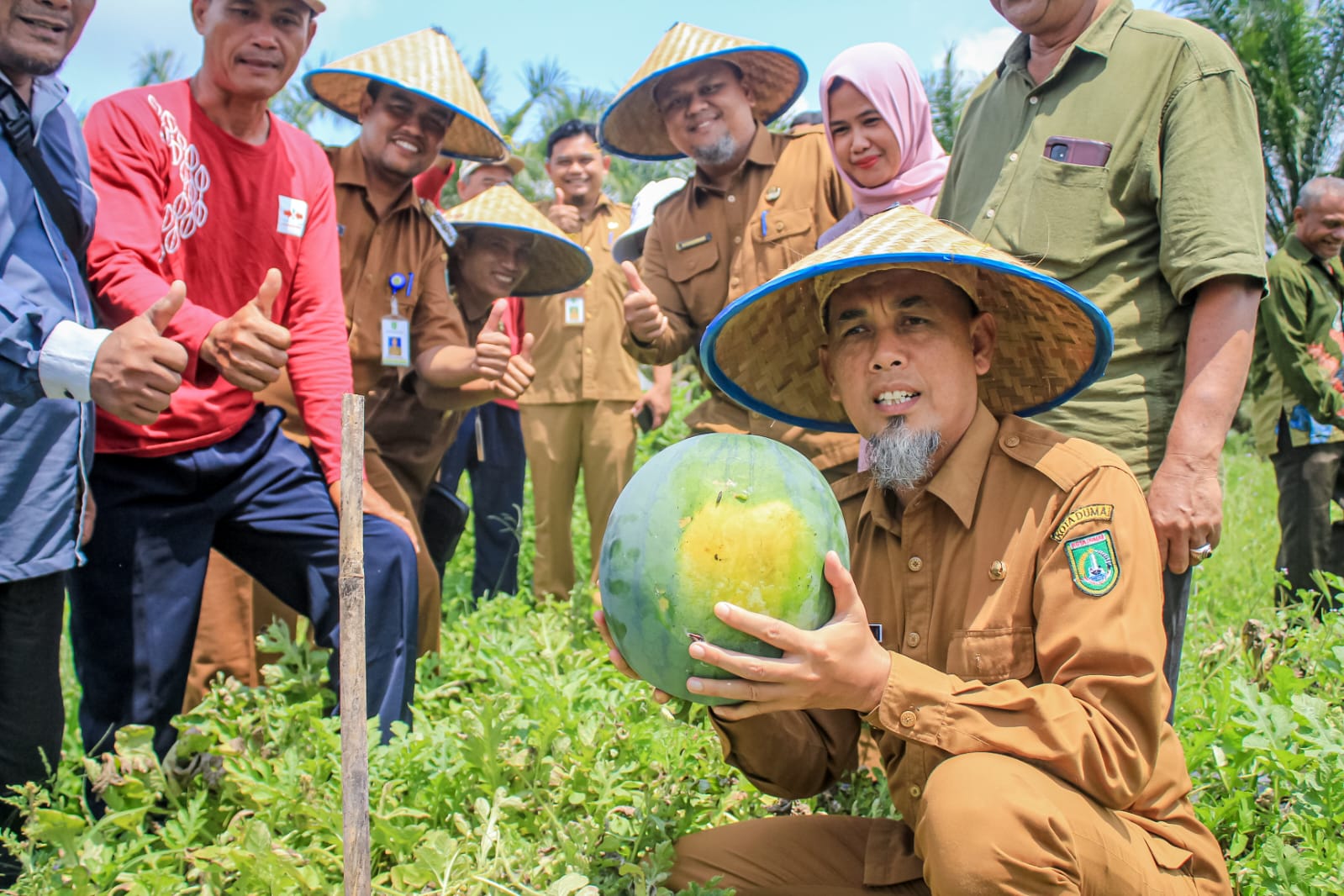 Poktan Abdi Buana Tani Panen Semangka, Wali Kota Berikan Apresiasi