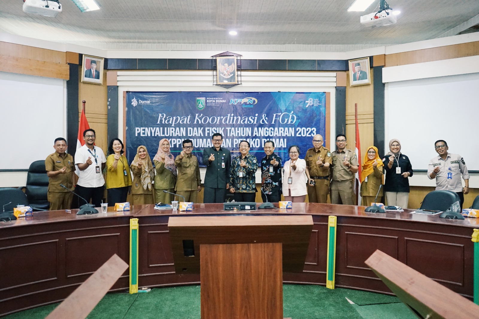Sekdako Bersama Kepala Kanwil DJP Riau Pimpin Rapat Koordinasi dan Fokus Group Discussion Penyaluran DAK Fisik Kota Dumai Tahun 2023