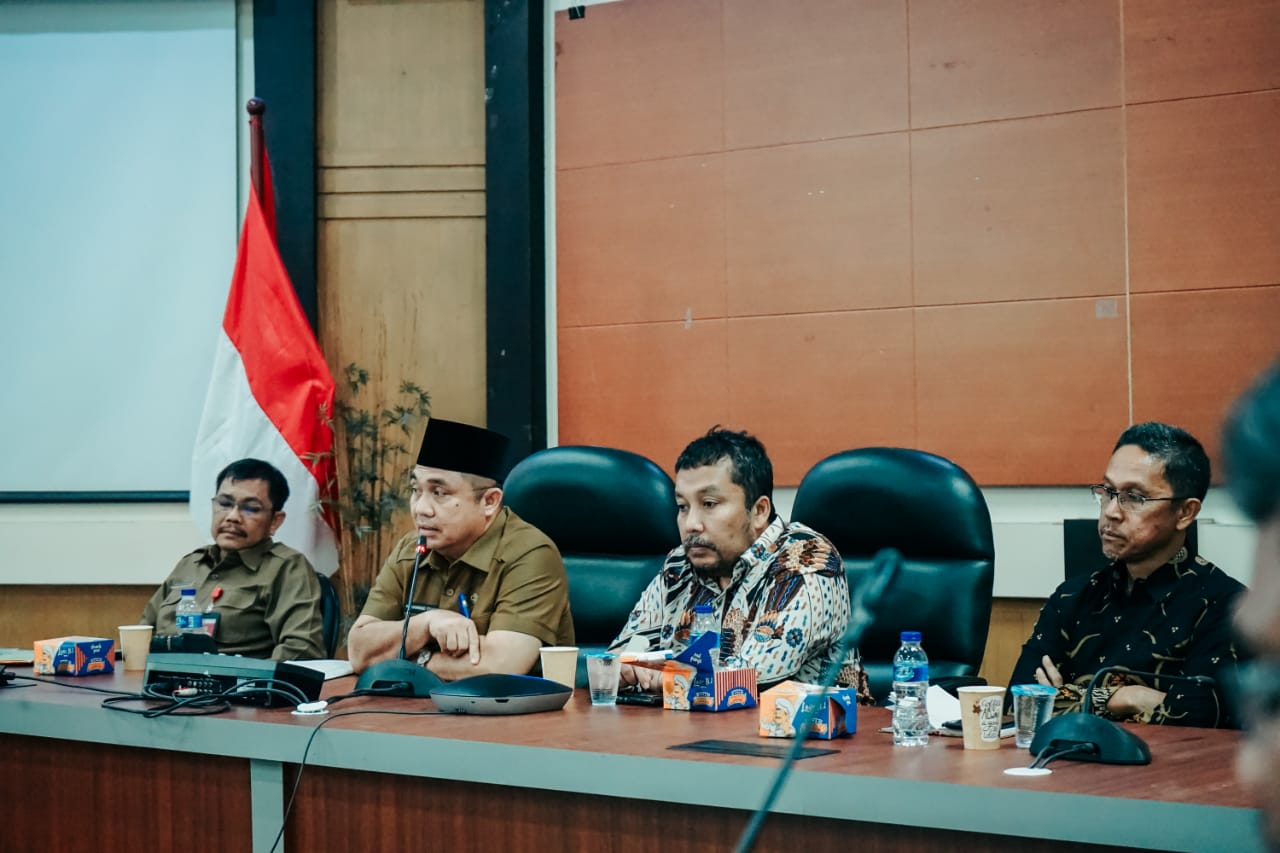 Bappenas RI Laksanakan FGD Dengan Tema Pengembangan Provinsi Riau Berbasis Functional Region Terhadap Seluruh Unsur Pemerintah Provinsi dan Daerah.