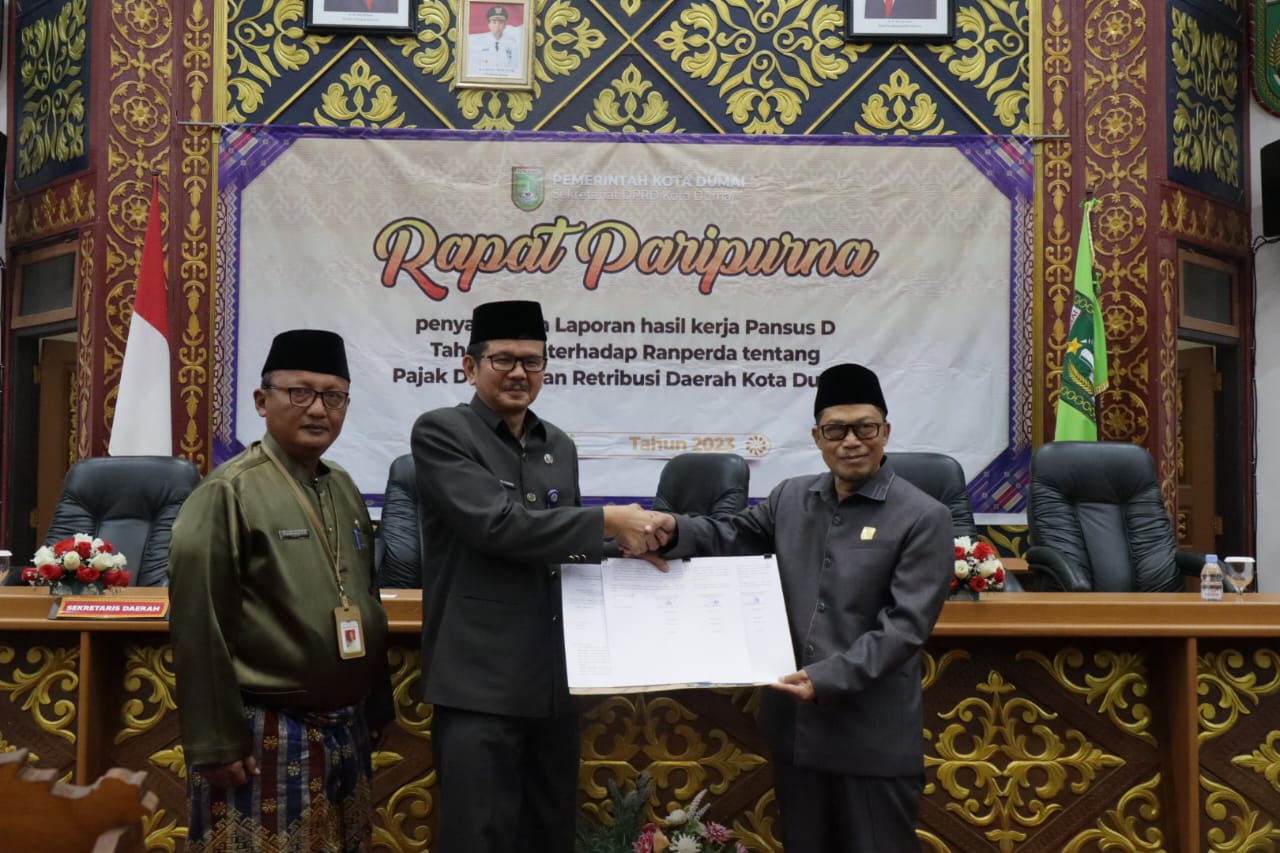 Pansus D Lapor Hasil Kerja Terhadap Ranperda Tentang Pajak Daerah Dan Retribusi Daerah, Sekdako Dumai Apresiasi