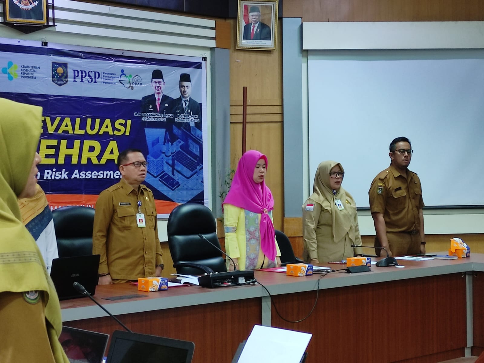 Dukung Sanitasi Yang Sehat, Staf Ahli, Ketua TP PKK Dan Diskes Kota Dumai Adakan Evaluasi EHRA