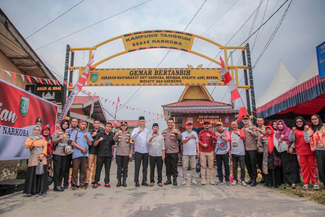 Resmikan Kampung Bebas Narkoba di Kelurahan Laksamana, Wali Kota Dumai Apresiasi Inisiasi Polres Dumai