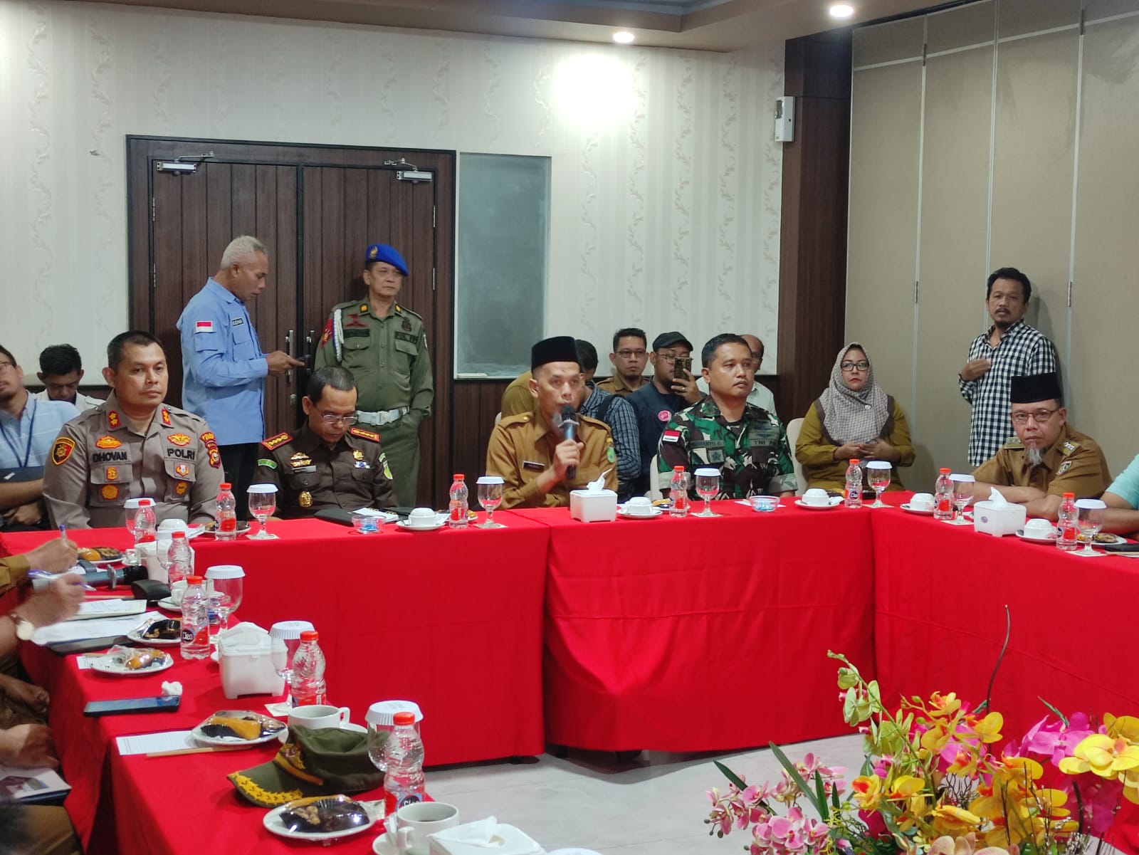 Wali Kota Dumai Pimpin Rapat Strategis: Pemindahan Pasar Dock dan Pedagang