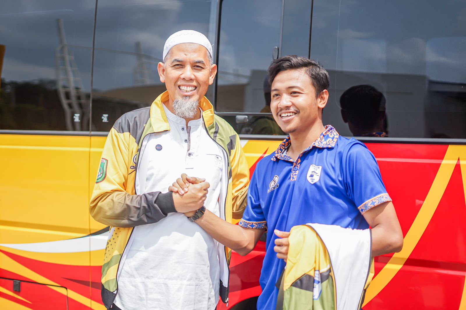 Lepas Keberangkatan Tim Persemai Dalam Kontestasi Liga 3 Zona Riau, Wali Kota Dumai Siap Dukung Persepakbolaan Kota Dumai 