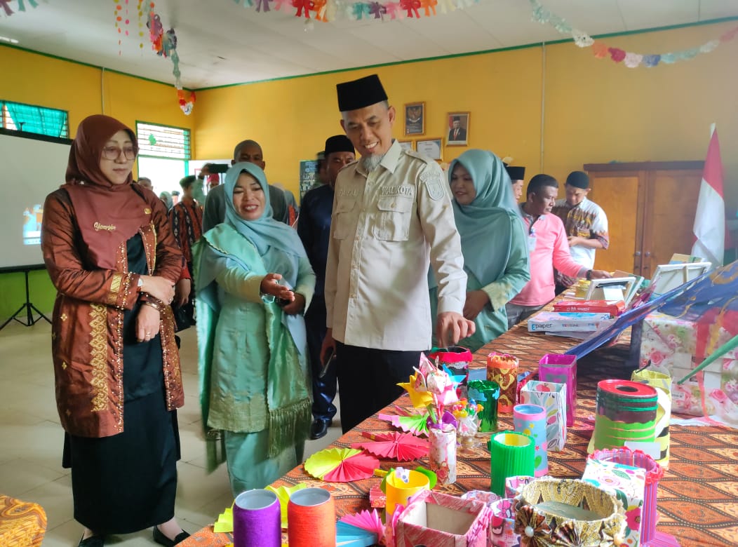 SDN 005 Pelintung Gelar Aksi P5 Kurikulum Merdeka, Wali Kota Dumai Apresiasi