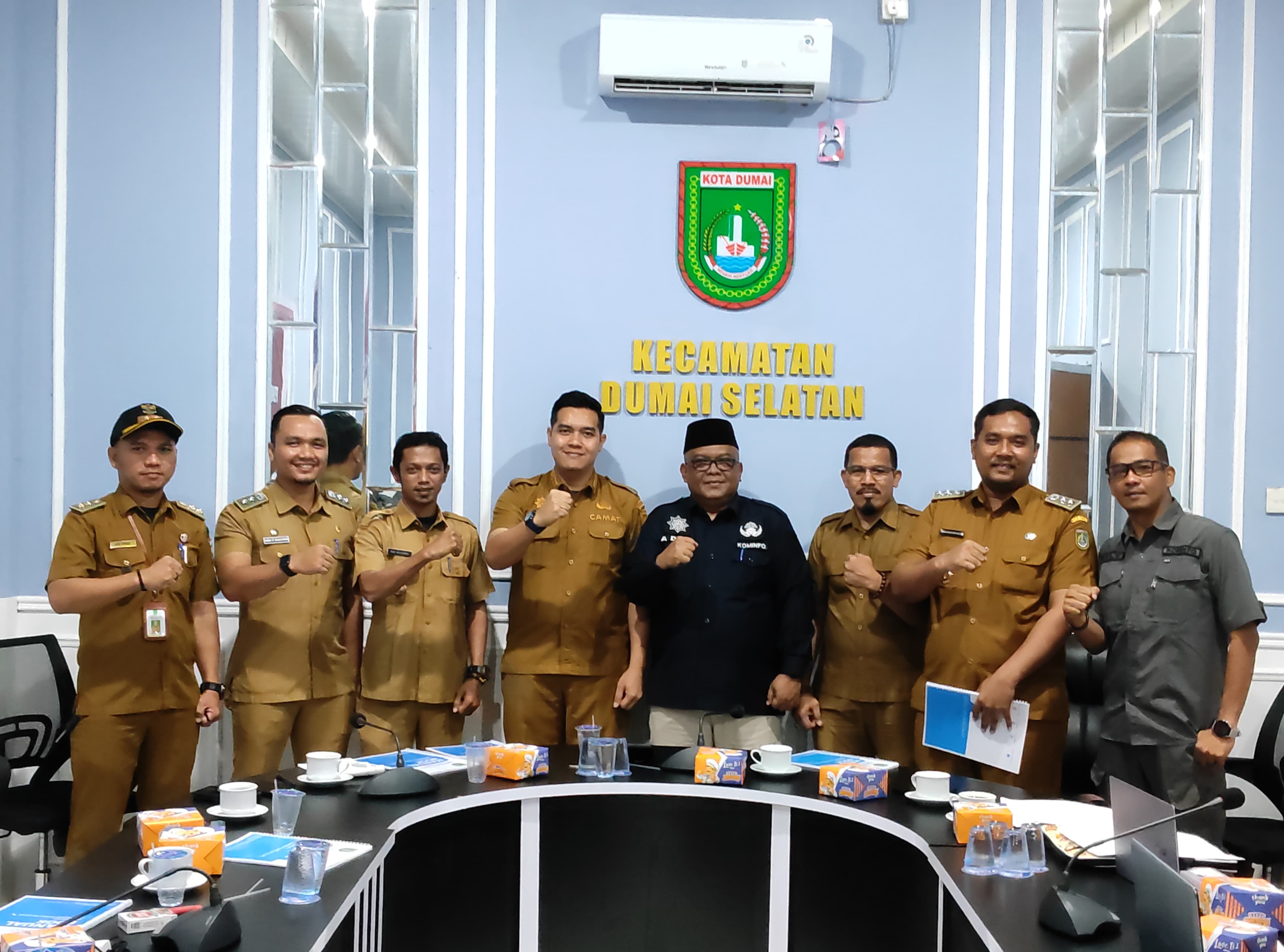 Optimalisasi Keterbukaan Informasi Publik, Diskominfotiksan Dumai Kembali Gelar Bimtek Pengelolaan Website Bagi Aparat Kelurahan se-Kecamatan Dumai Selatan