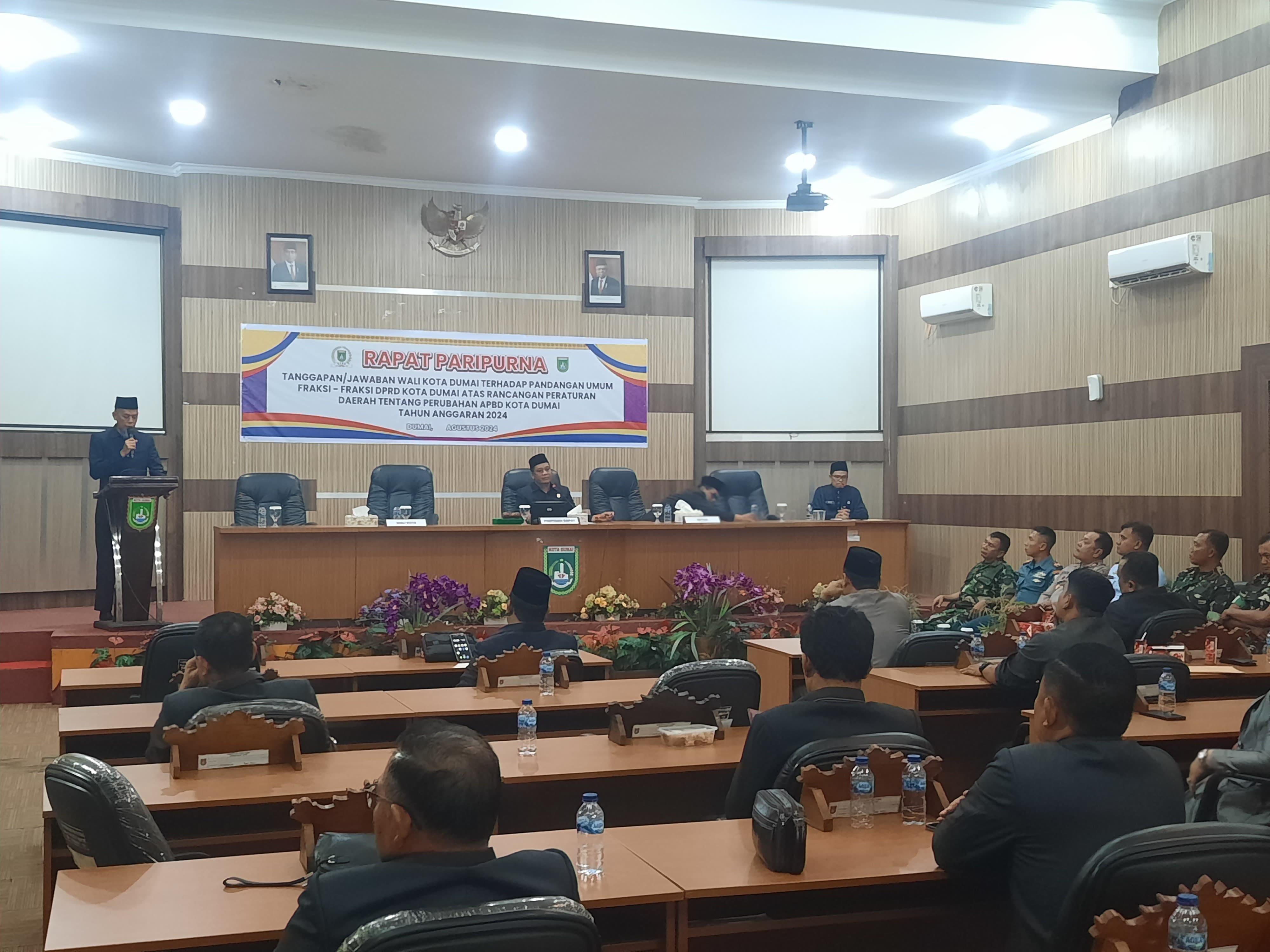 Beri Tanggapan dan Jawaban, Wako Apresiasi Pandangan Umum Fraksi-Fraksi DPRD Dumai Terhadap Ranperda APBD-P TA 2024