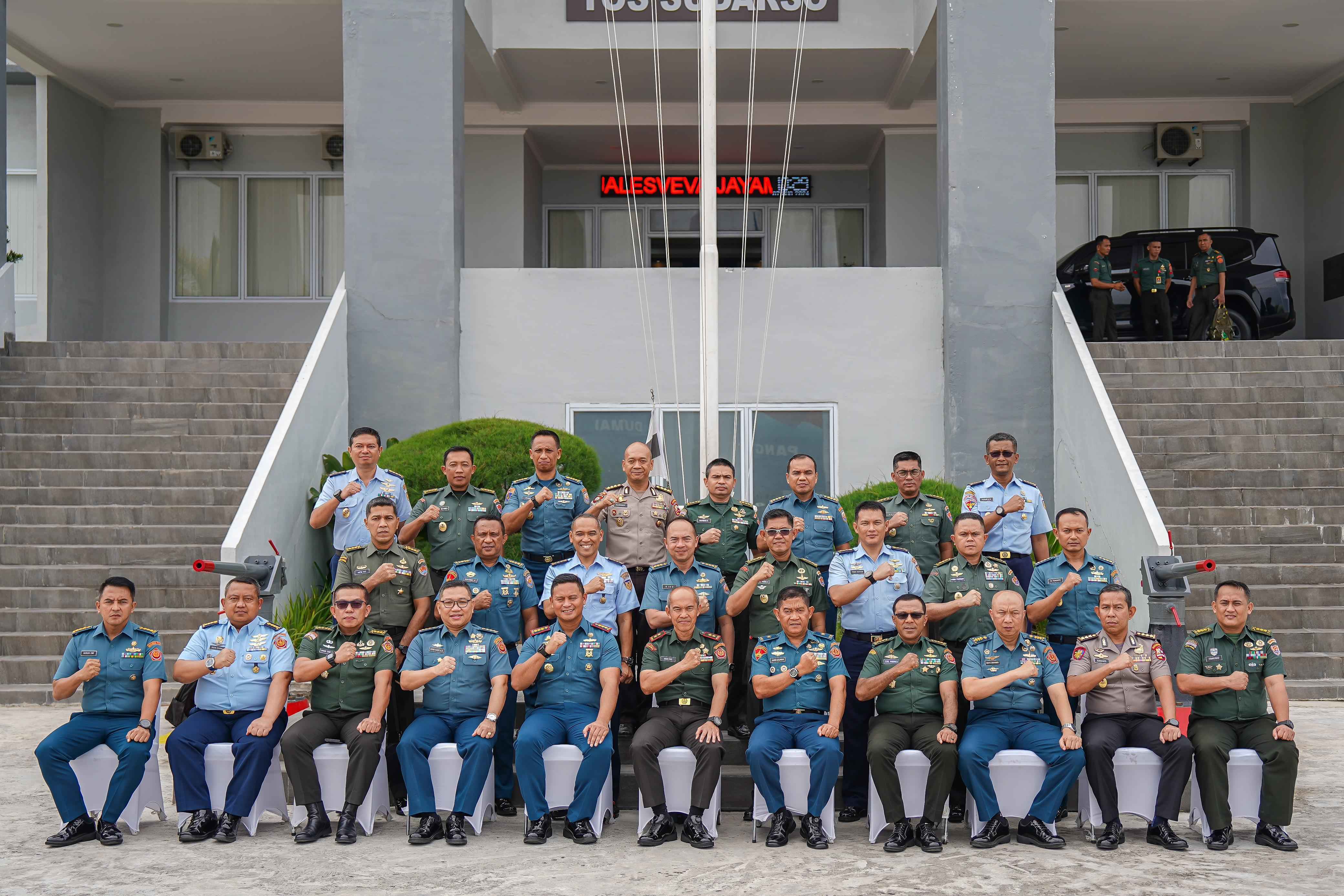 31 Perwira Siswa TNI Polri Pendidikan Reguler Sekolah Staf Dan Komando TNI Laksanakan Kunjungan Ke Pangkalan TNI AL Dumai 