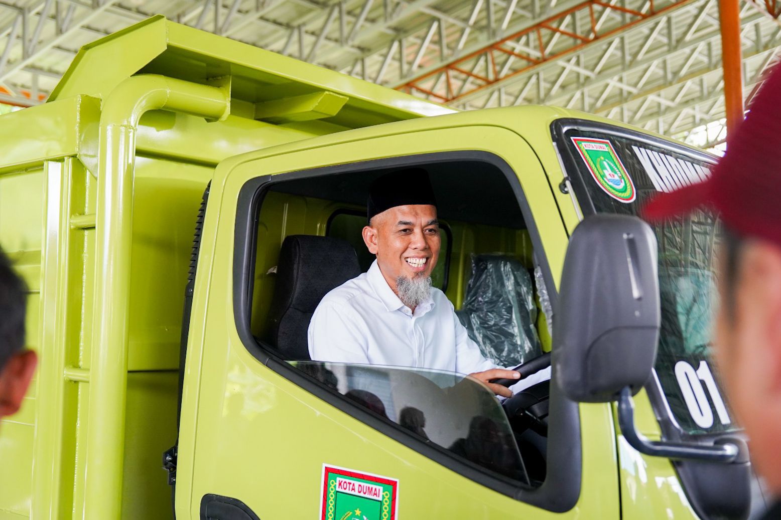 Optimalisasi Khidmat Kebersihan, 12 Dump Truck Baru Siap Tangani 120 Ton Sampah per Hari