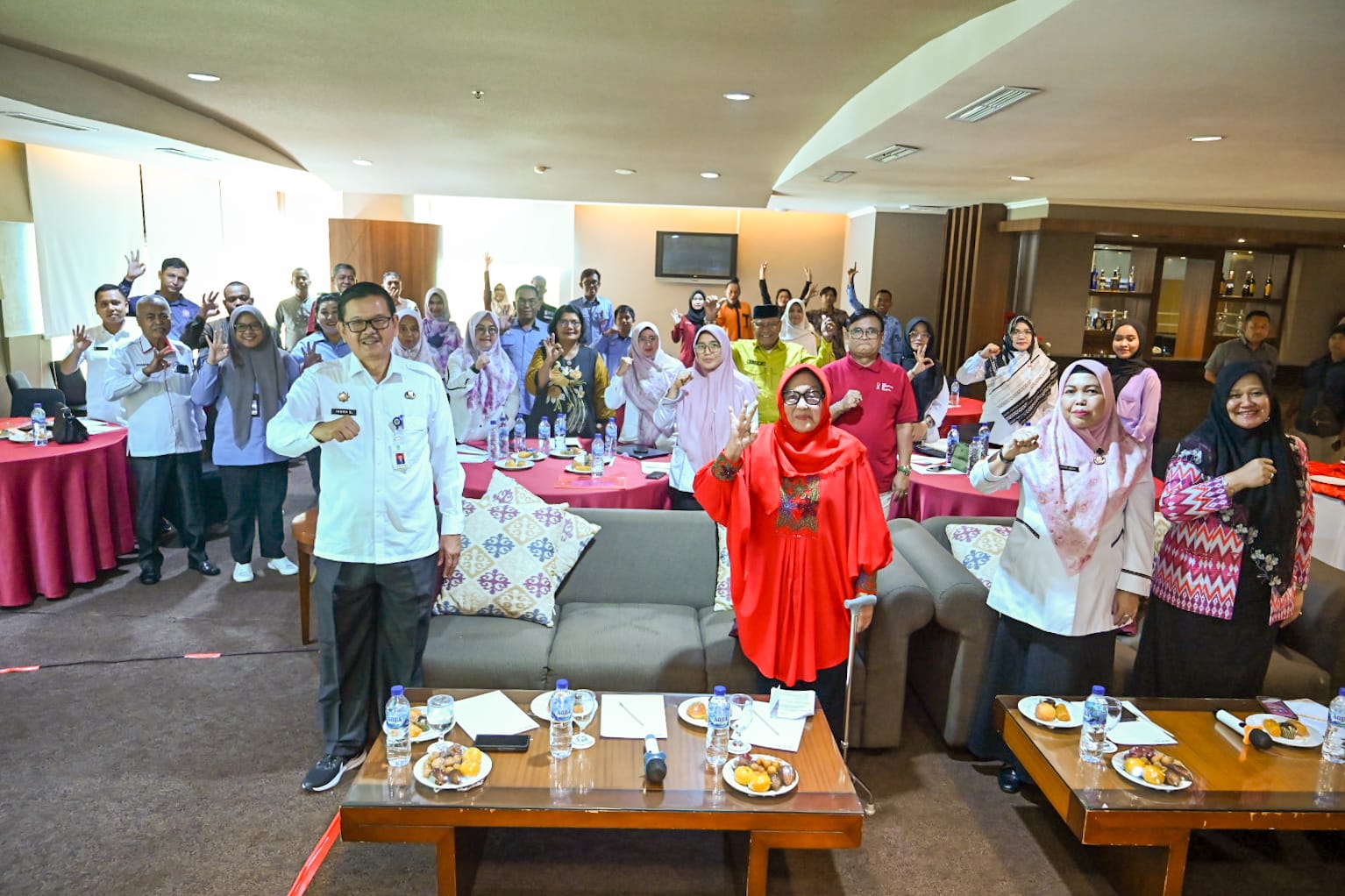 Pertemuan Koordinasi Semester KPA Se-Provinsi Riau  Resmi Dibuka, Sekdako Dumai : Mari Satukan Tekad Untuk Nanggulangi HIV AIDS Dan Wujudkan Masyarakat Riau Sehat dan Produktif