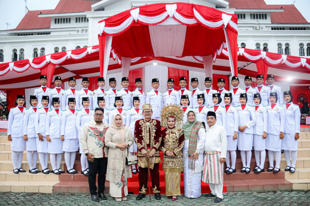 Penurunan Sang Saka Merah Putih Dalam Upacara Peringatan HUT RI Ke-79 Berjalan Dengan Lancar Dan Aman