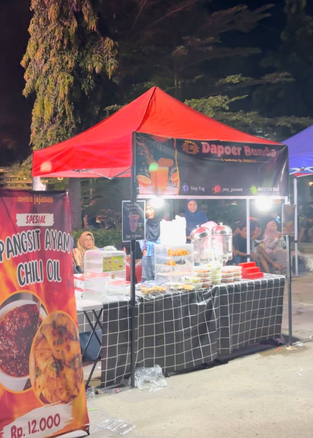 Belasan Ribu Masyarakat Kota Dumai Padati Taman Bukit Gelanggang, Pelaku UMKM Di CFN Tampak Pulang Lebih Cepat Sebab Dagangan Ludes Terjual
