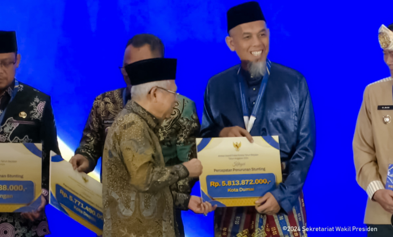 Wako Terima Penghargaaan dari Wapres RI, Satu-Satunya Daerah di Riau Penerima Dana Insentif Fiskal Percepatan Penurunan Stunting 5,8 Miliar