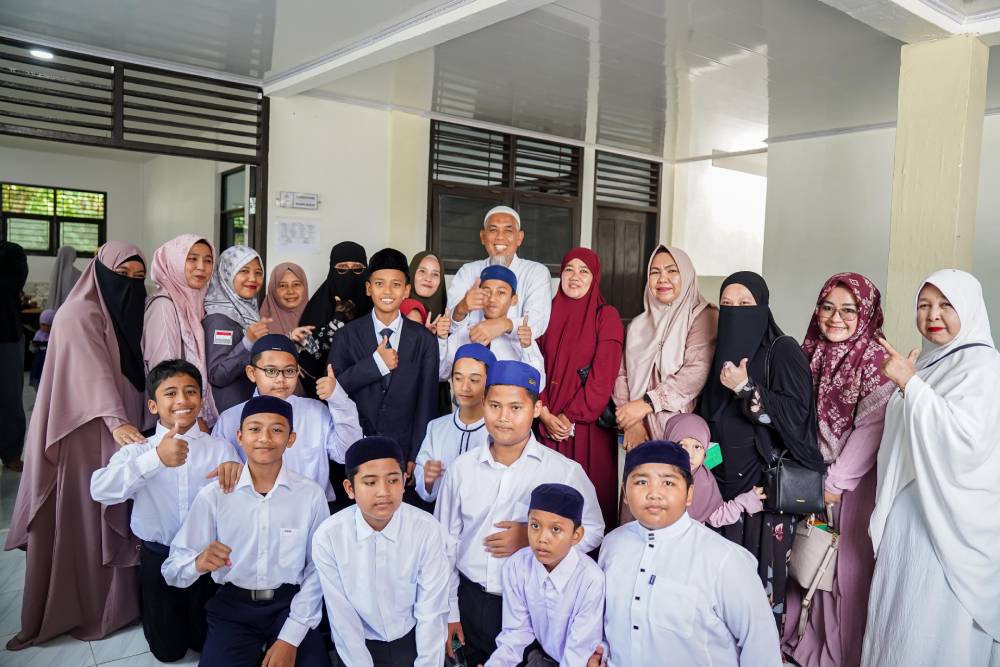 Kunjungi Pesantren Sulaimaniyah, Wako Paisal Silaturahmi Dan Berikan Pesan Ini Kepada 61 Santri