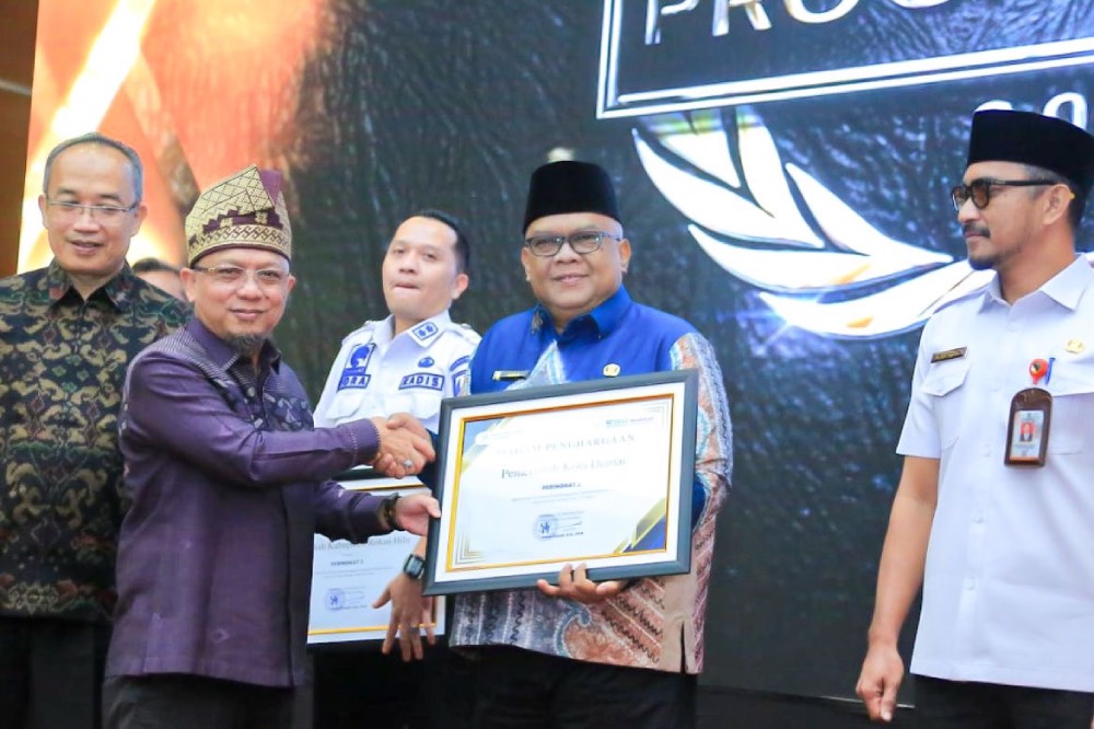 Membanggakan! Pemerintah Kota Dumai Terima Penghargaan Dari BPS Provinsi Riau Sebagai Terbaik Kedua Dalam EPSS Tahun 2024