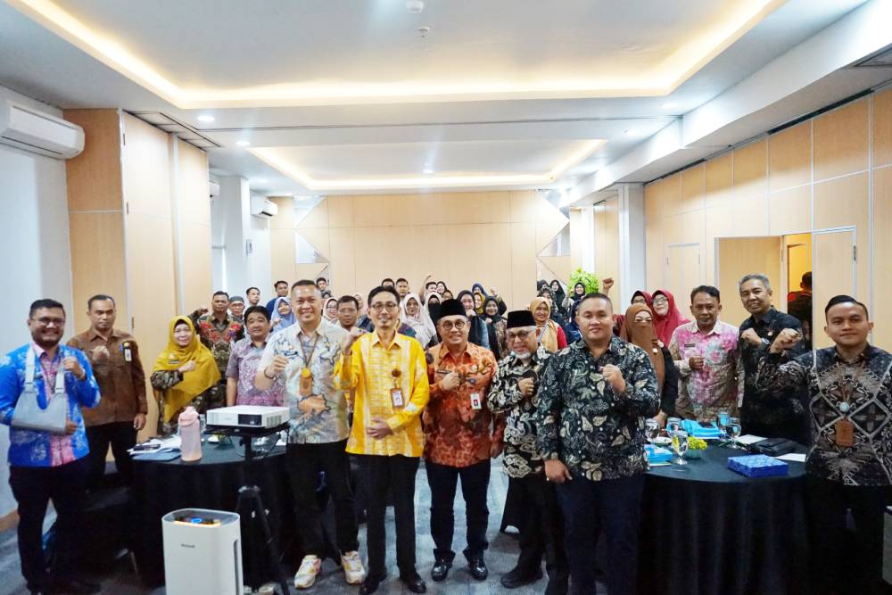 Sosialisasi Implementasi Praktik Baik Pengutamaan Bahasa Negara Di Ruang Publik dan Dokumen Lembaga di Kota Dumai Resmi di Gelar, Asisten III : Miliki kemampuan Bahasa Indonesia yang Baik dan Benar 