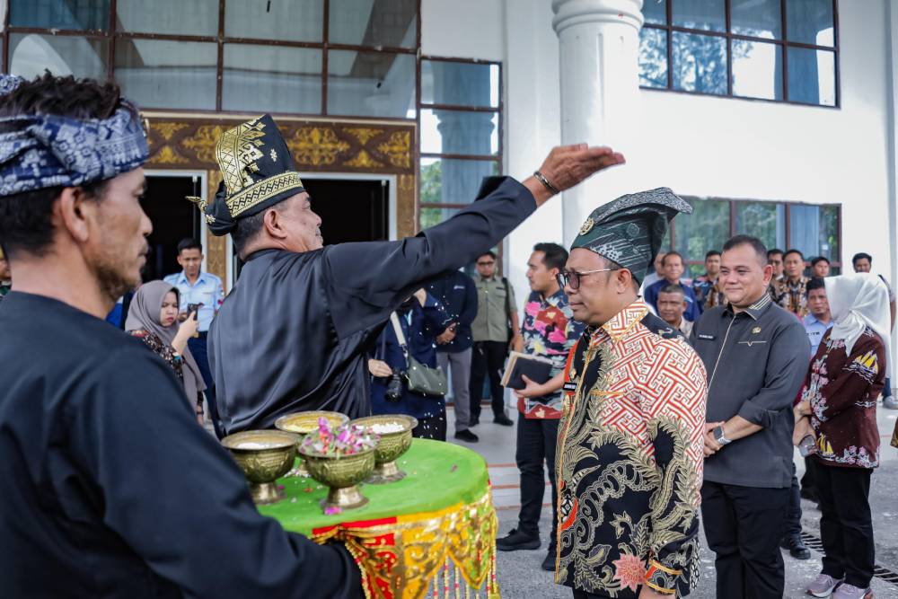 Perdana Berkunjung Ke Kota Dumai, Pj. Gubernur Riau Apresiasi Sambutan Hangat Dan Laksanakan 3 Agenda Sekaligus 