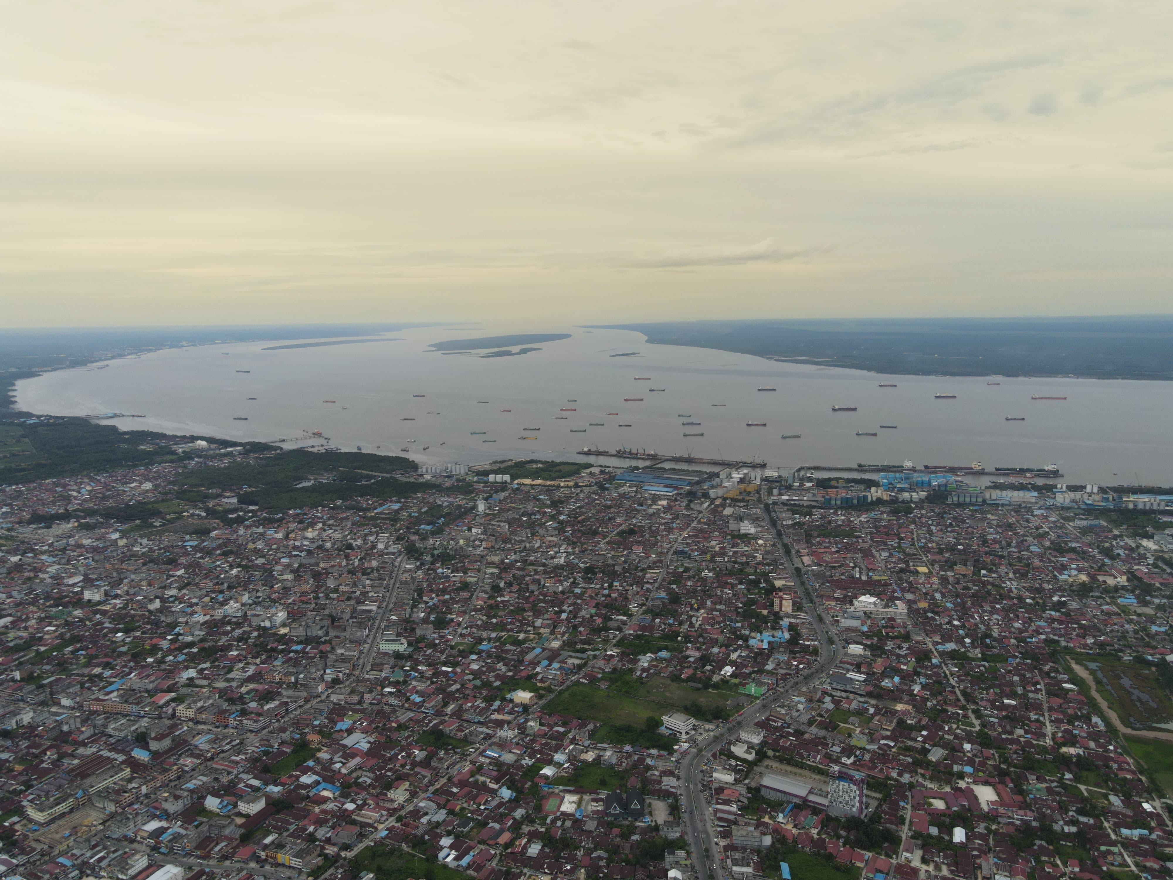 Penggunaan Drone di Kota Dumai: Canggih, Tapi Jangan Lupakan Privasi dan Aturannya