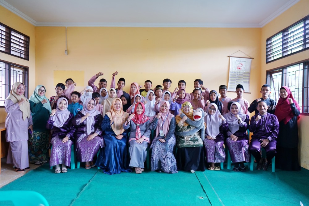 Dispersip Kota Dumai Menggelar Sosialisasi Budaya Baca dan Literasi Ke SLB Negeri Dumai : Bangun Generasi Literasi Yang Unggul    