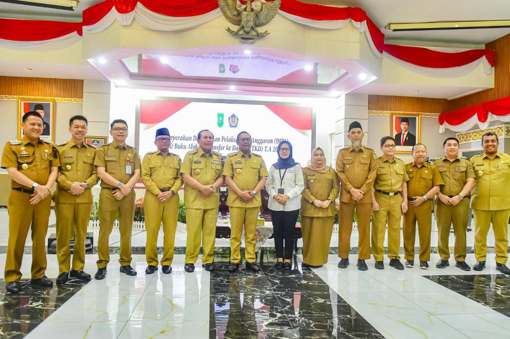 Terima DIPA dan TKD TA 2025 dari Pj Gubri dan Kepala Kanwil DJPb Riau, Wako H Paisal: Pemko Dumai Siap Kelola Anggaran dengan Baik