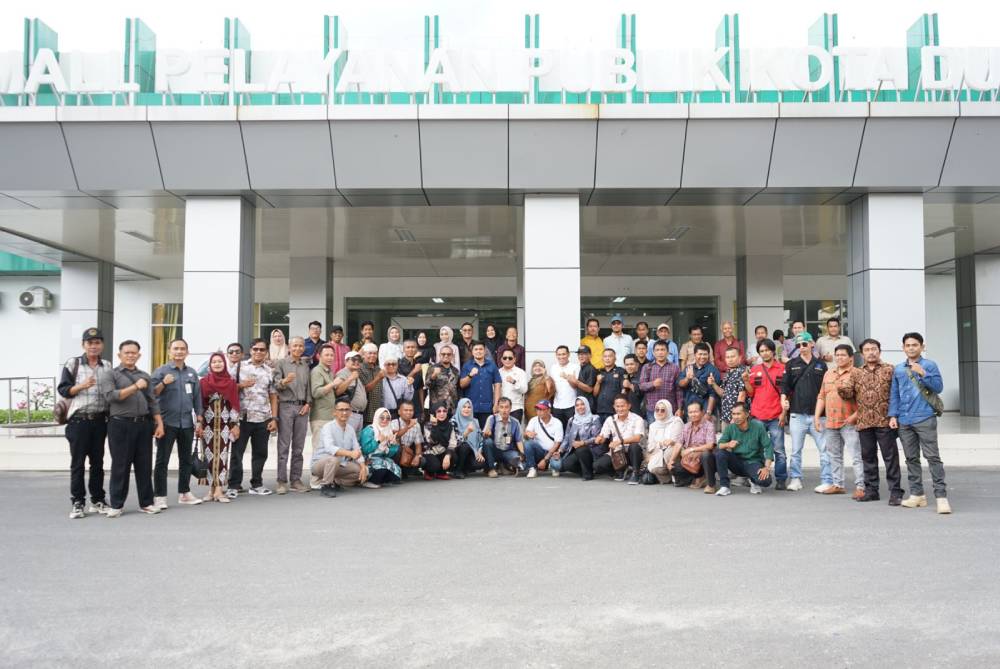 Terima Kunjungan Diskominfo Dan PWI Kota Bukittinggi, Kepala Diskominfotiksan Gencar Kenalkan Kota Dumai Secara Mendalam 